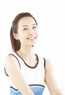 李呈媛广告照片,时尚魅力，光影交织